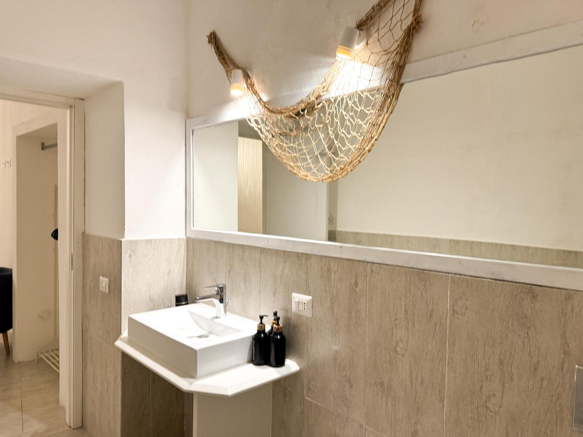 Apartmán Bacans - Vico Collegio At Marina Cagliari Exteriér fotografie
